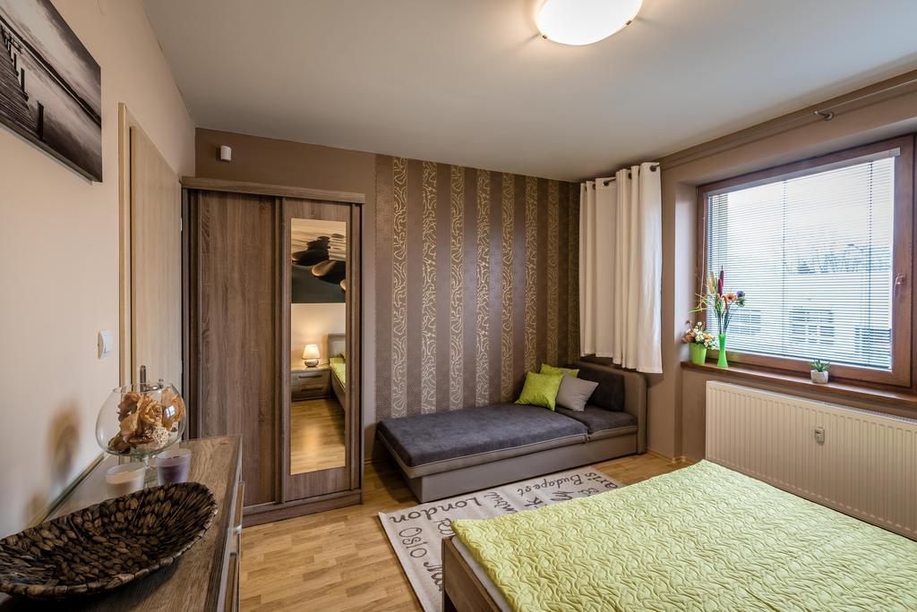 Apartman Elegance Liptovský Mikuláš エクステリア 写真